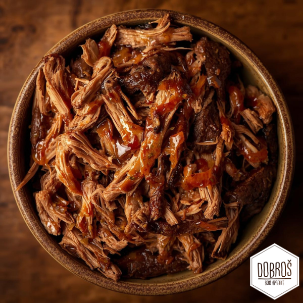 trhané hovädzie mäso